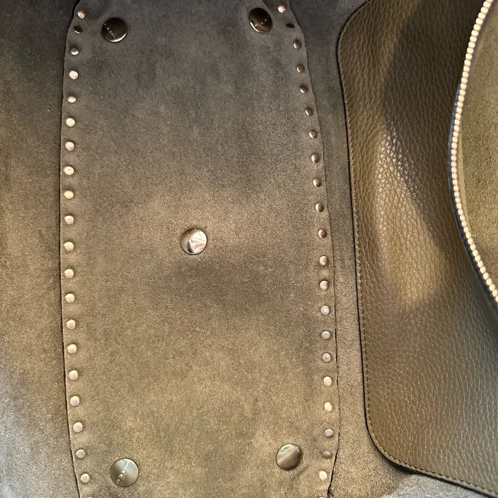 SOLD!!!! Valentino Medium Rockstud Leather Tote - Picture 9 of 16